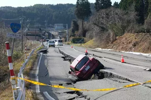 ثمانية جرحى في زلزال بقوة 6,3 درجة في غرب اليابان