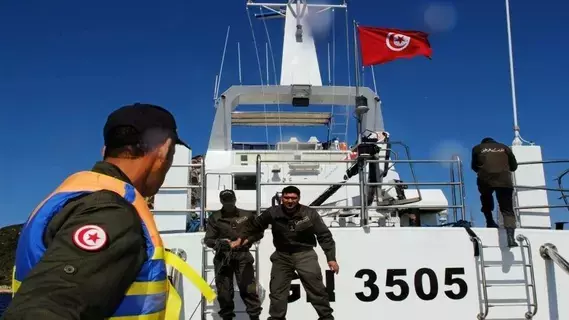 خفر السواحل التونسي ينتشل جثث 19 مهاجراً