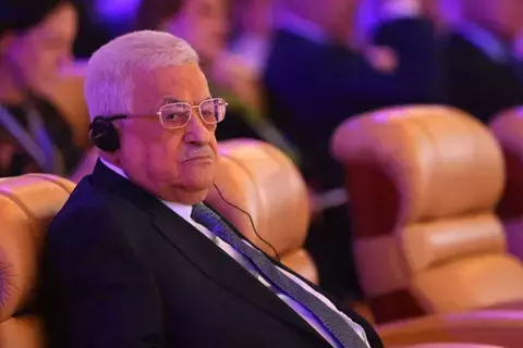 عباس: أمريكا الدولة الوحيدة القادرة على إيقاف الاجتياح الإسرائيلي لرفح
