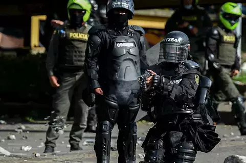 كولومبيا.. 5 قتلى بينهم مغن وعضو في مجلس بلدي