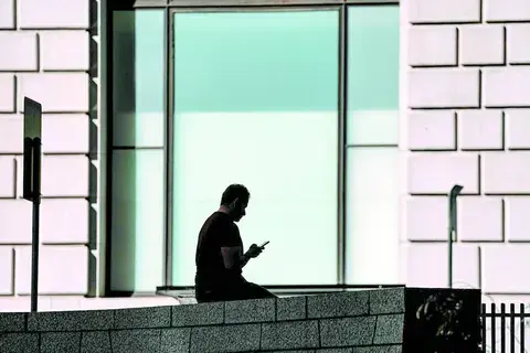 أمريكا الأكثر كلفة للموظفين.. كم يحتاج الأفراد للعيش الكريم؟ أمريكا الأكثر كلفة للموظفين.. كم يحتاج الأفراد للعيش الكريم؟