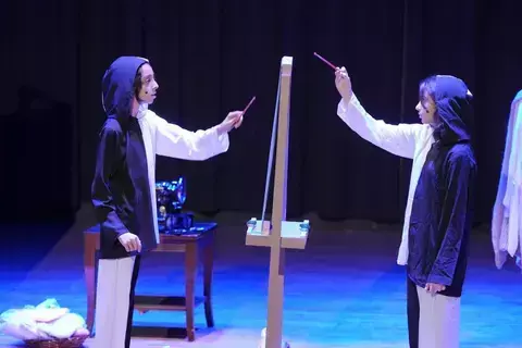 6 عروض في مهرجان الشارقة للمسرح المدرسي 6 عروض في مهرجان الشارقة للمسرح المدرسي