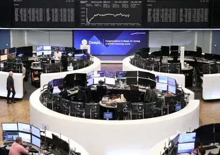 الأسهم الأوروبية تستهل الأسبوع على انخفاض الأسهم الأوروبية تستهل الأسبوع على انخفاض