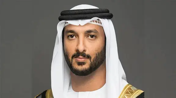 وزراء ومسؤولون: الإمارات تمتلك منظومة متكاملة لتعزيز النمو والبناء على النجاح الصناعي وزراء ومسؤولون: الإمارات تمتلك منظومة متكاملة لتعزيز النمو والبناء على النجاح الصناعي