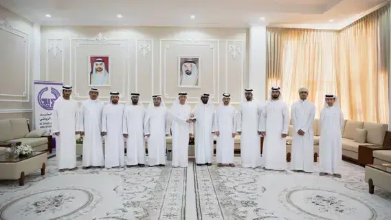 نادي الذيد وغرفة الشارقة يعرفان بمشاريع شباب المنطقة الوسطى نادي الذيد وغرفة الشارقة يعرفان بمشاريع شباب المنطقة الوسطى