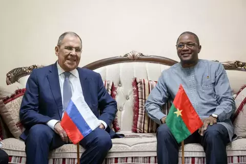 لافروف: عدد المدربين الروس في بوركينا فاسو «سيزداد» لافروف: عدد المدربين الروس في بوركينا فاسو «سيزداد»