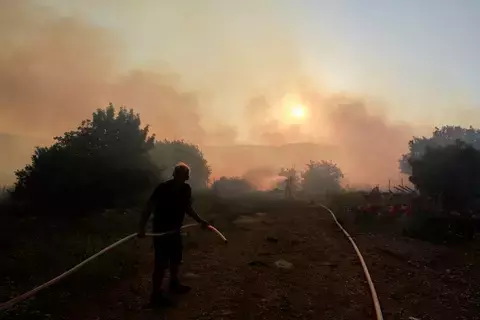 صراع حزب الله وإسرائيل تحت المجهر.. هل يتحول لحرب شاملة؟