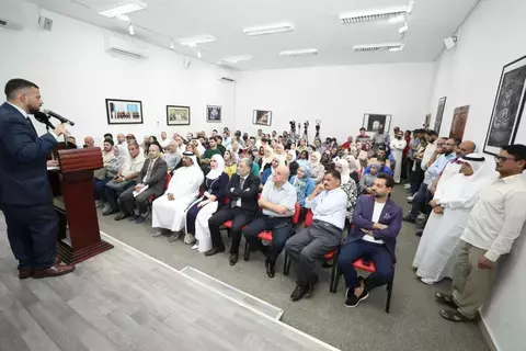 قصائد مكتوبة بماء القلب في بيت الشعر