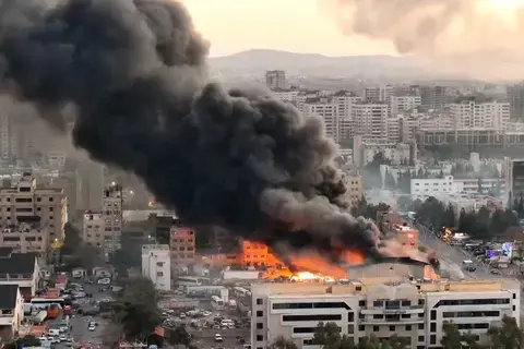 بـ 250 غارة جوية.. إسرائيل تسعى إلى تدمير ما تبقى من الجيش السوري