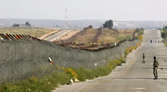 حماس تندّد ببقاء قوات إسرائيلية في محور «فيلادلفيا»