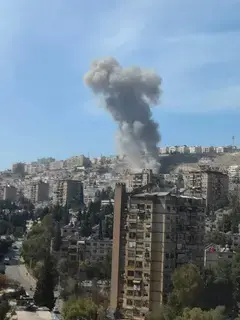 فيديو | غارة إسرائيلية استهدفت فلسطينياً على مشارف دمشق