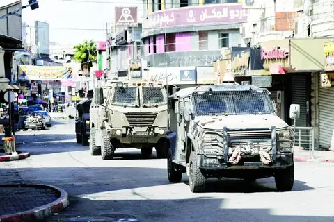 تصعيد إسرائيلي جديد: اغتيال فلسطيني في نابلس واعتقالات بالضفة تصعيد إسرائيلي جديد: اغتيال فلسطيني في نابلس واعتقالات بالضفة
