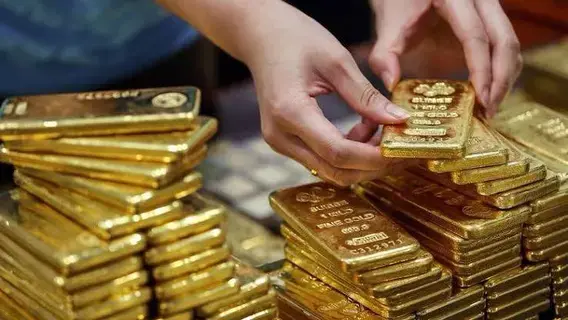 سعر عيار 21 يتراجع.. مشتريات المصريين من الذهب تنخفض في 2025 سعر عيار 21 يتراجع.. مشتريات المصريين من الذهب تنخفض في 2025