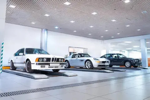 المركز الميكانيكي للخليج العربي شريكاً لـ «بي إم دبليو» الكلاسيكية المركز الميكانيكي للخليج العربي شريكاً لـ «بي إم دبليو» الكلاسيكية