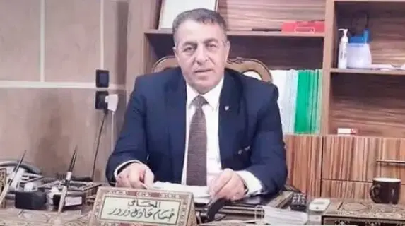 بعد ترحيبه بالقوات الحكومية.. مقتل رئيس بلدية صحنايا وابنيه رمياً بالرصاص (فيديو) بعد ترحيبه بالقوات الحكومية.. مقتل رئيس بلدية صحنايا وابنيه رمياً بالرصاص (فيديو)