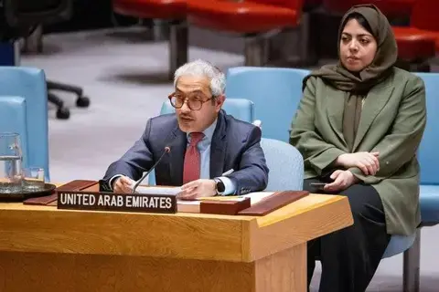 الإمارات تدين منع وصول المساعدات لغزة.. وتدعو لمحاسبة المسؤولين عن مقتل 15 عاملاً إنسانياً الإمارات تدين منع وصول المساعدات لغزة.. وتدعو لمحاسبة المسؤولين عن مقتل 15 عاملاً إنسانياً