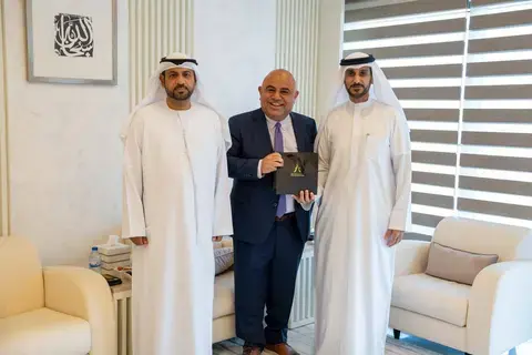 «إكسبو الشارقة» و«تجارة كنتاكي» يستشرفان صناعة المعارض «إكسبو الشارقة» و«تجارة كنتاكي» يستشرفان صناعة المعارض