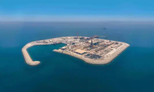 «أدنوك للحفر» تفوز بعقد بناء وتشغيل 3 حفارات بـ2.97 مليار درهم «أدنوك للحفر» تفوز بعقد بناء وتشغيل 3 حفارات بـ2.97 مليار درهم