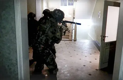 مقتل 3 من أفراد الشرطة بالرصاص في داغستان بروسيا مقتل 3 من أفراد الشرطة بالرصاص في داغستان بروسيا