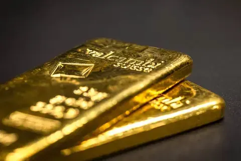 الذهب يصعد مع تراجع الدولار.. وسط ترقب محادثات أمريكا والصين الذهب يصعد مع تراجع الدولار.. وسط ترقب محادثات أمريكا والصين