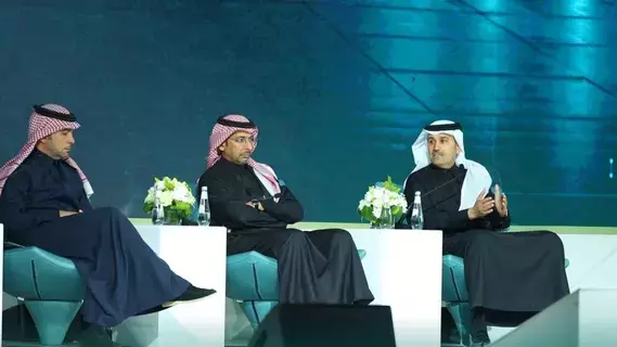 وزير النقل السعودي: طرح 22 فرصة استثمارية أبرزها تجهيز 4 مطارات إقليمية وزير النقل السعودي: طرح 22 فرصة استثمارية أبرزها تجهيز 4 مطارات إقليمية