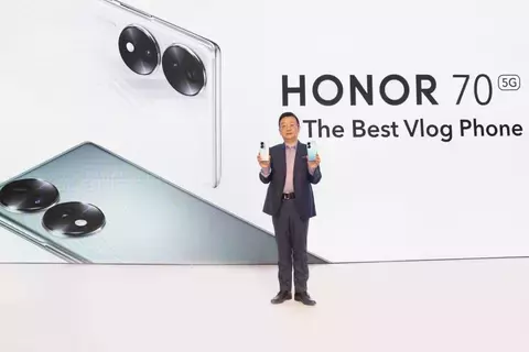 HONOR تكشف عن الهاتف الأيقوني HONOR 70 5G