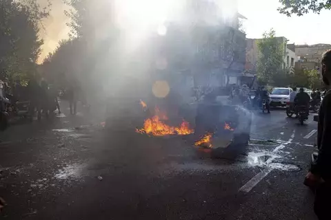 إيران تستمر بالقتل لردع المتظاهرين
