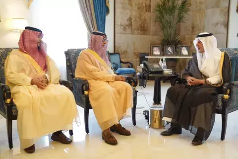 الفيصل يستقبل رئيس وأعضاء غرفة مكة الفيصل يستقبل رئيس وأعضاء غرفة مكة