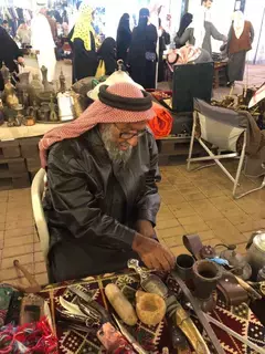 سوق الزل بالعاصمة.. عبق الماضي في أقدم أسواق السعودية