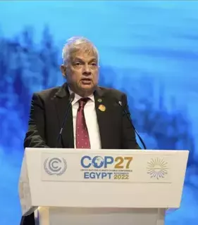زعيم سريلانكا يعلق عمل البرلمان زعيم سريلانكا يعلق عمل البرلمان