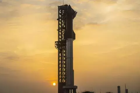 SpaceX: تم تدمير الصاروخ عمدا